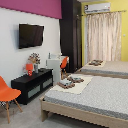 G M 2 Rooms Kentro In The Heart Of The City Larissa Luaran gambar