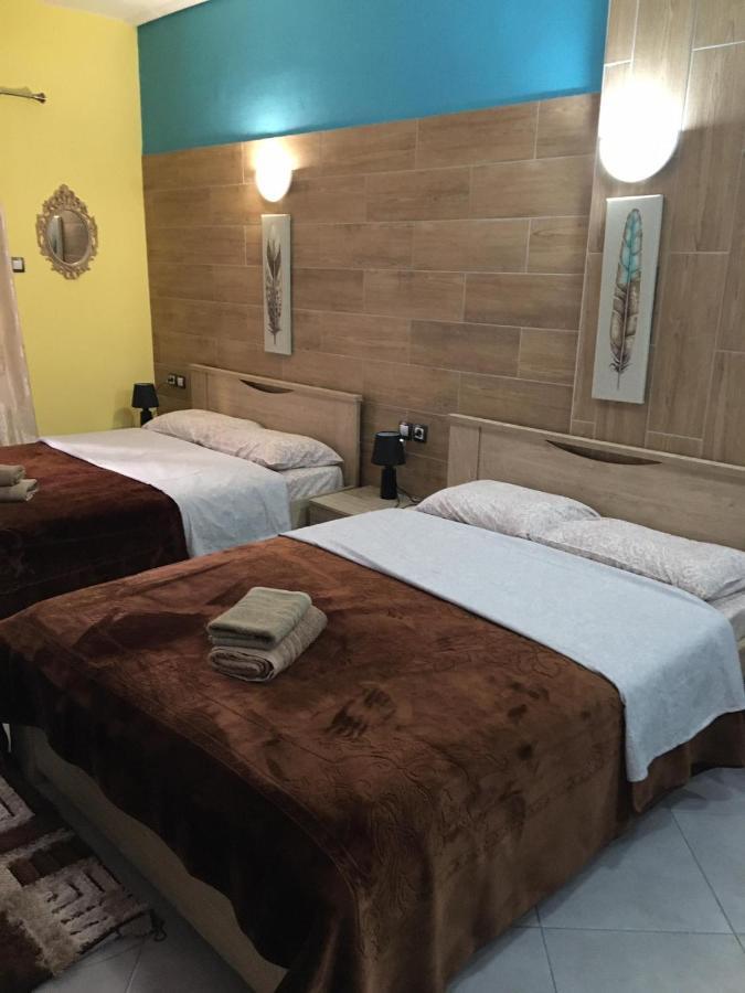G M 2 Rooms Kentro In The Heart Of The City Larissa Luaran gambar